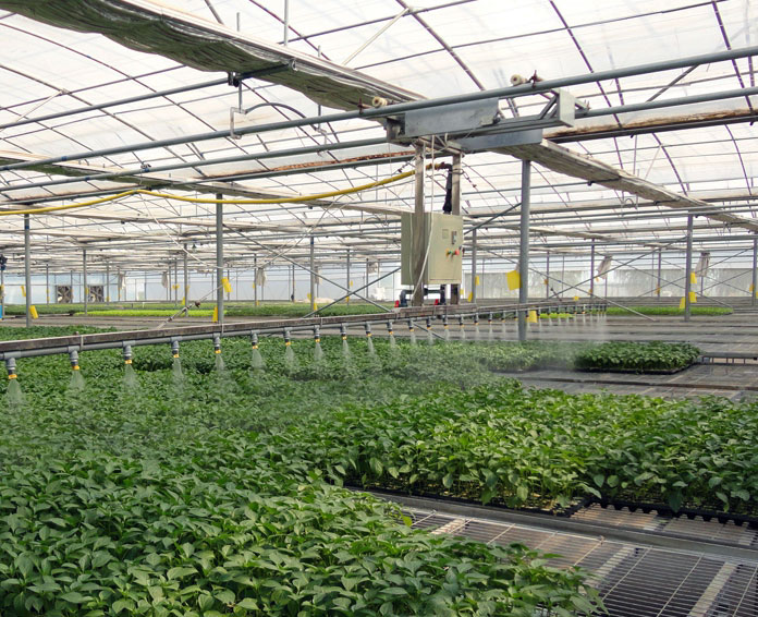 Double-arches double-films double-quilts intelligent greenhouse